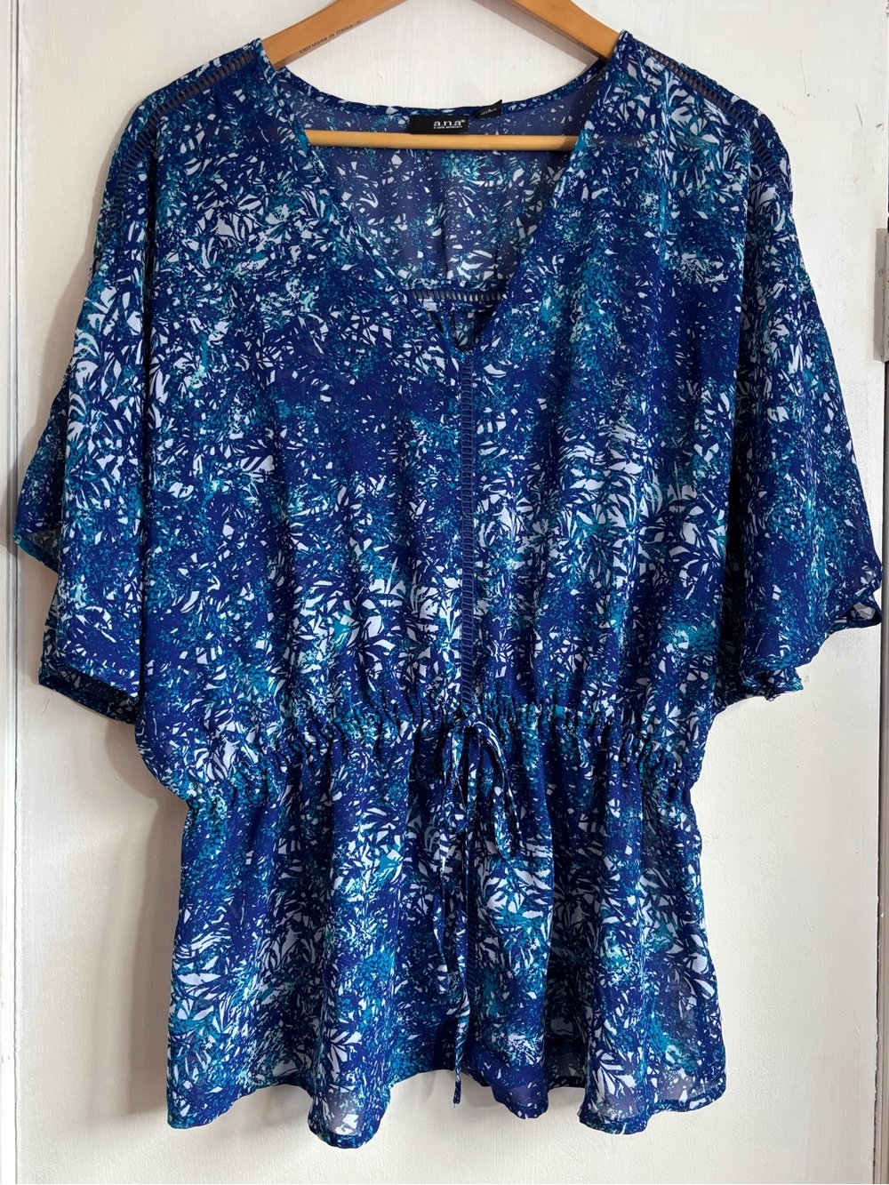 a.n.a Blue Patterned V-Neck Drawstring Peplum Top